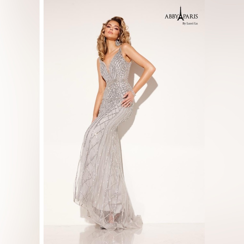 Abby Paris Luxurious Beaded Gown in Silver / gray size 10